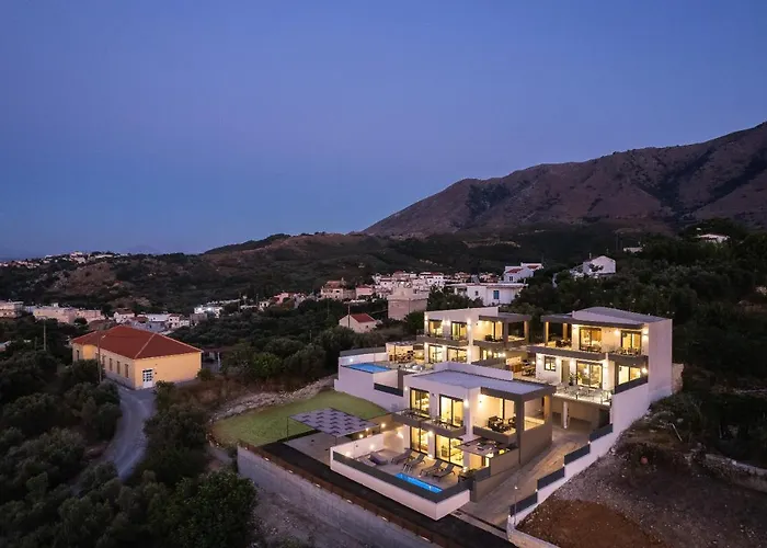 Four Horizons Luxury Villas